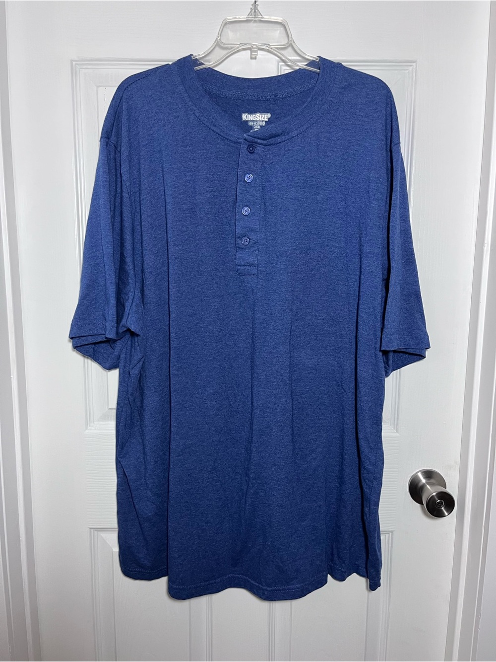 Kingsize Men’s Short Sleeve Henley in Heathered Blue
